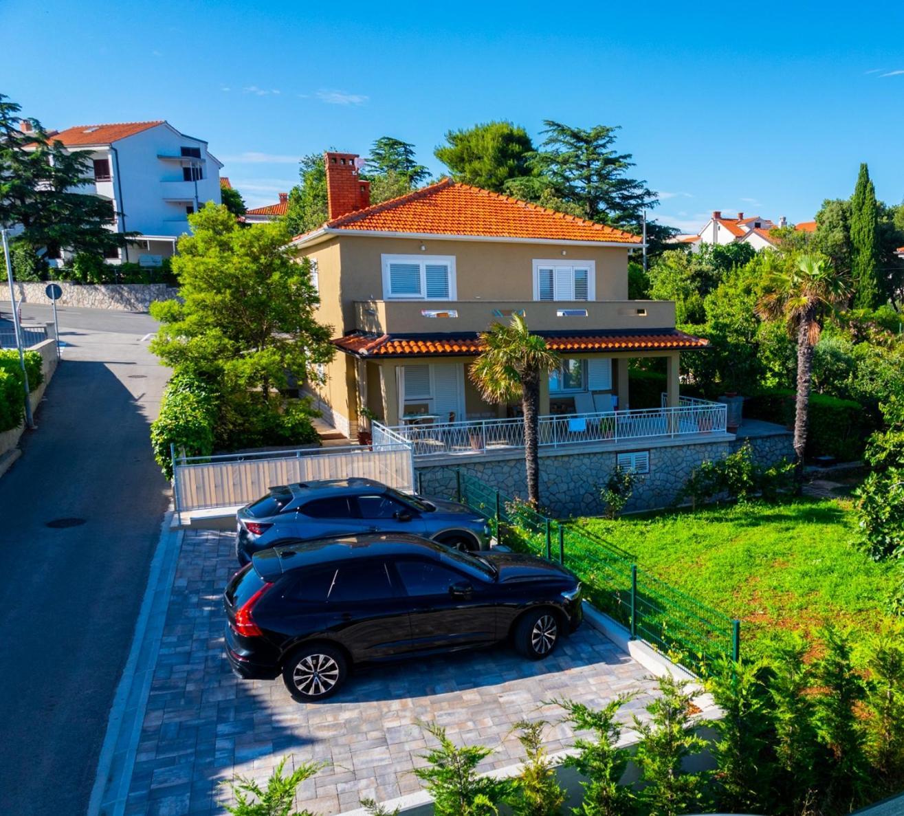 Villa Marica Tiny House In Krk City Centre Krk Town Exterior foto